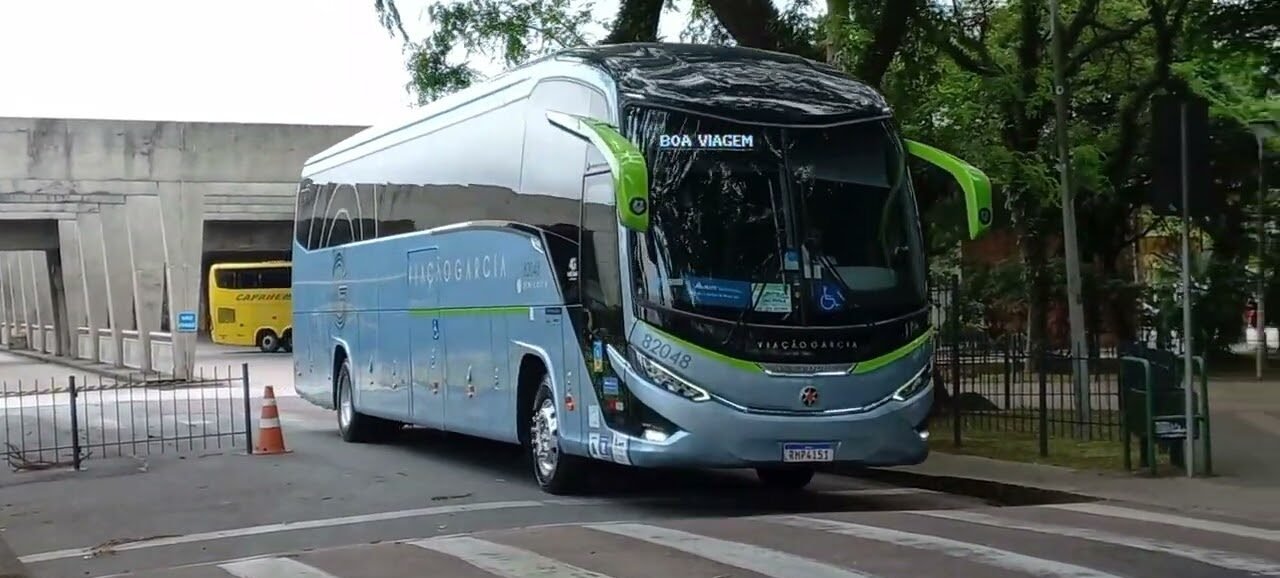Tudo sobre ônibus à venda da Viação Garcia: destaques do Paradiso G8-1200 da Marcopolo 1 maxresdefault 1 e1759795033359